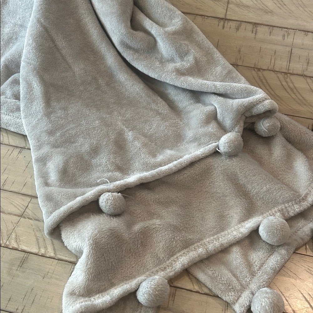 Pom Pom Throw Blanket Soft Silver Light Gray Cozy & Decorative 47” x 66”